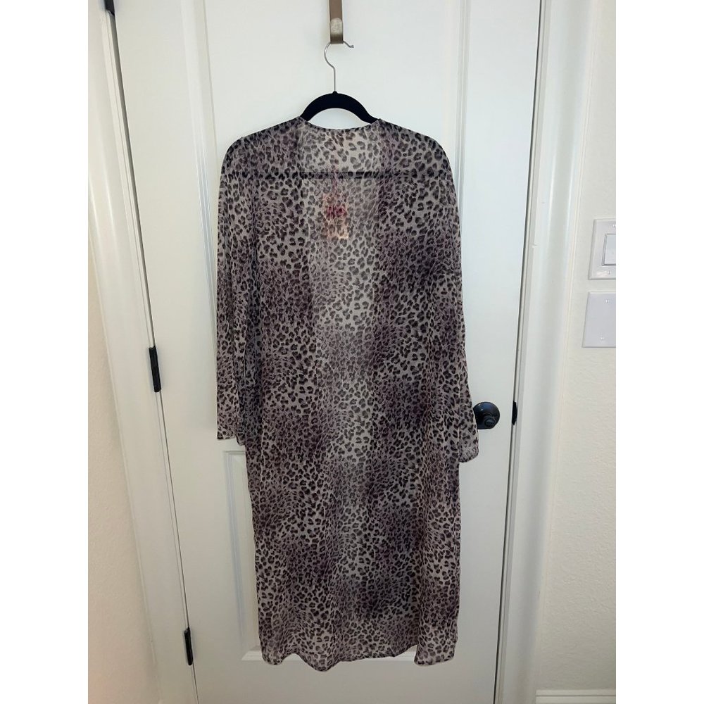 Purple Leopard Duster - Picture 3 of 5